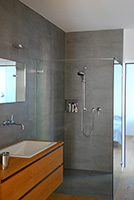 FAK Dusche